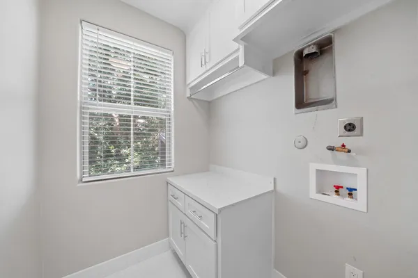 $3,100 | 5343 Larkin Street, Houston, TX 77007