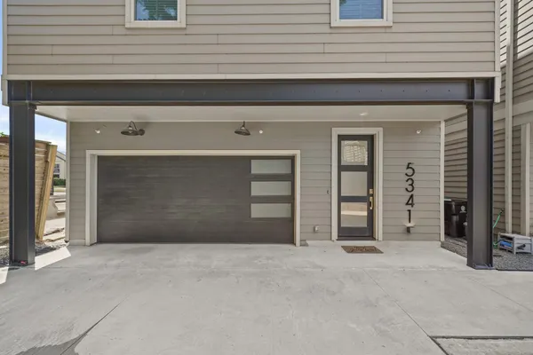 $3,100 | 5343 Larkin Street, Houston, TX 77007