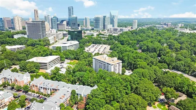 $315,000 | 3530 Piedmont Road Northeast, Unit 5A, Atlanta, GA 30305