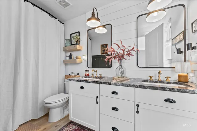 $999,900 | 2462 Succor Creek Road, Homedale, ID 83628