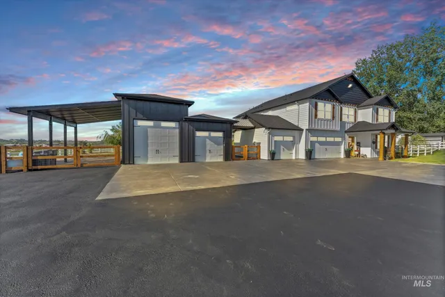 $999,900 | 2462 Succor Creek Road, Homedale, ID 83628