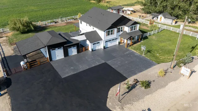 $999,900 | 2462 Succor Creek Road, Homedale, ID 83628