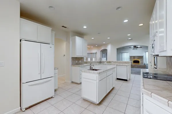 $699,999 | 1983 Hooper Road, Yuba City, CA 95993