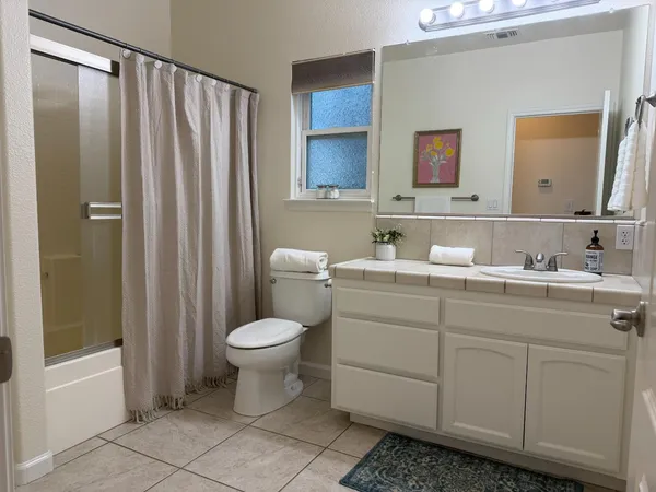 $699,999 | 1983 Hooper Road, Yuba City, CA 95993