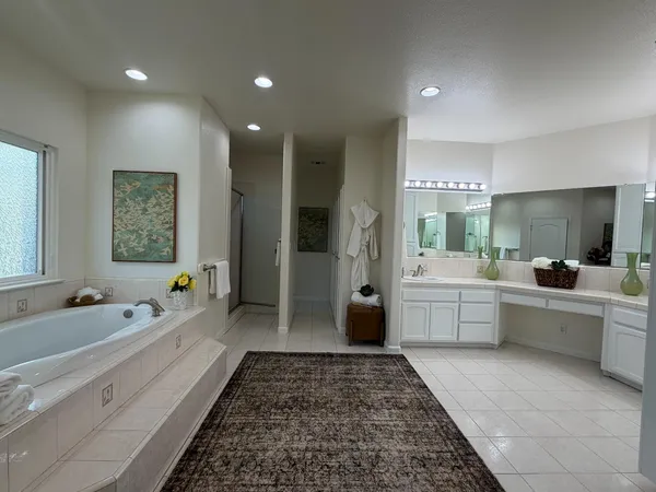 $699,999 | 1983 Hooper Road, Yuba City, CA 95993