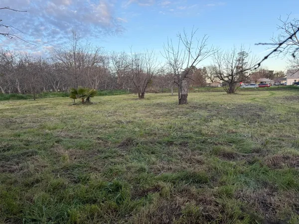 $699,999 | 1983 Hooper Road, Yuba City, CA 95993