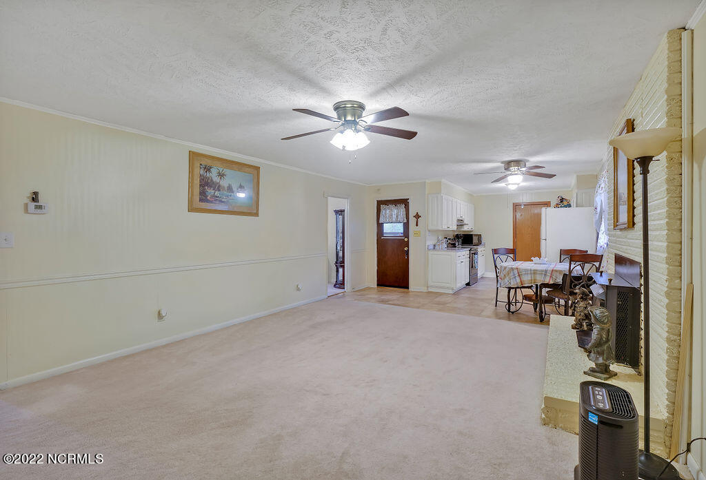 361 Country Club Road Whiteville, NC 28472 - Photo 12 of 33 361CountryClubRoad-10