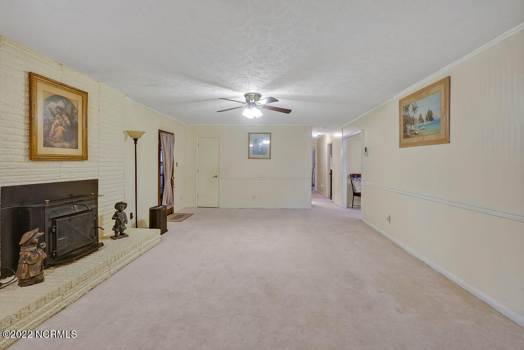 361 Country Club Road Whiteville, NC 28472 - Photo 13 of 33 361CountryClubRoad-11