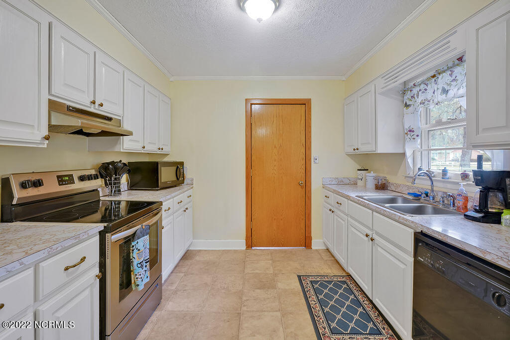 361 Country Club Road Whiteville, NC 28472 - Photo 16 of 33 361CountryClubRoad-14