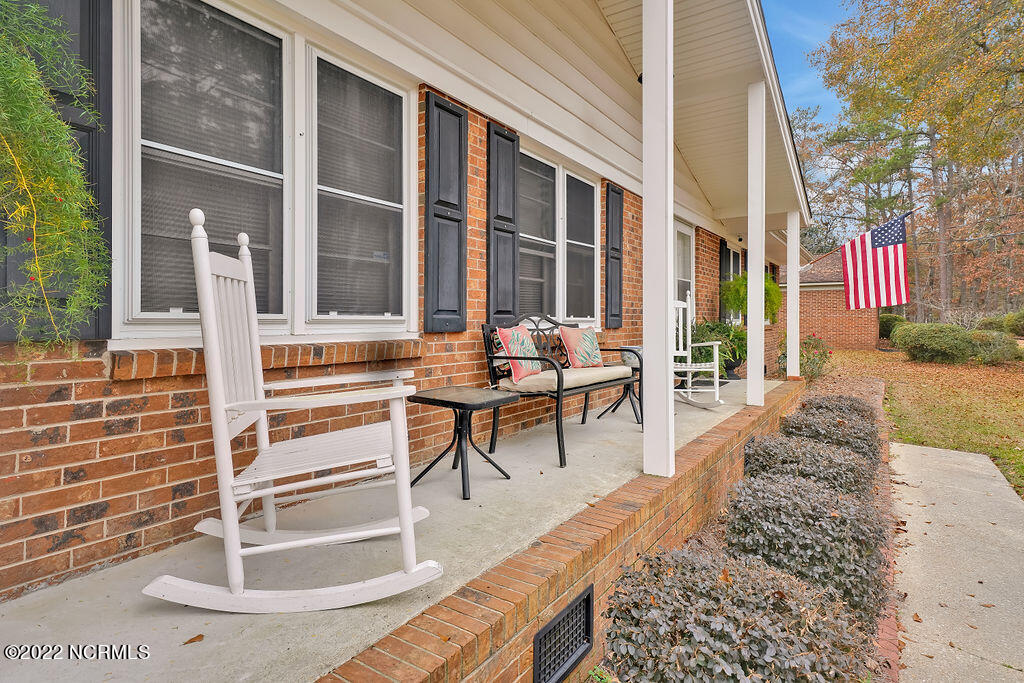 361 Country Club Road Whiteville, NC 28472 - Photo 6 of 33 361CountryClubRoad-04