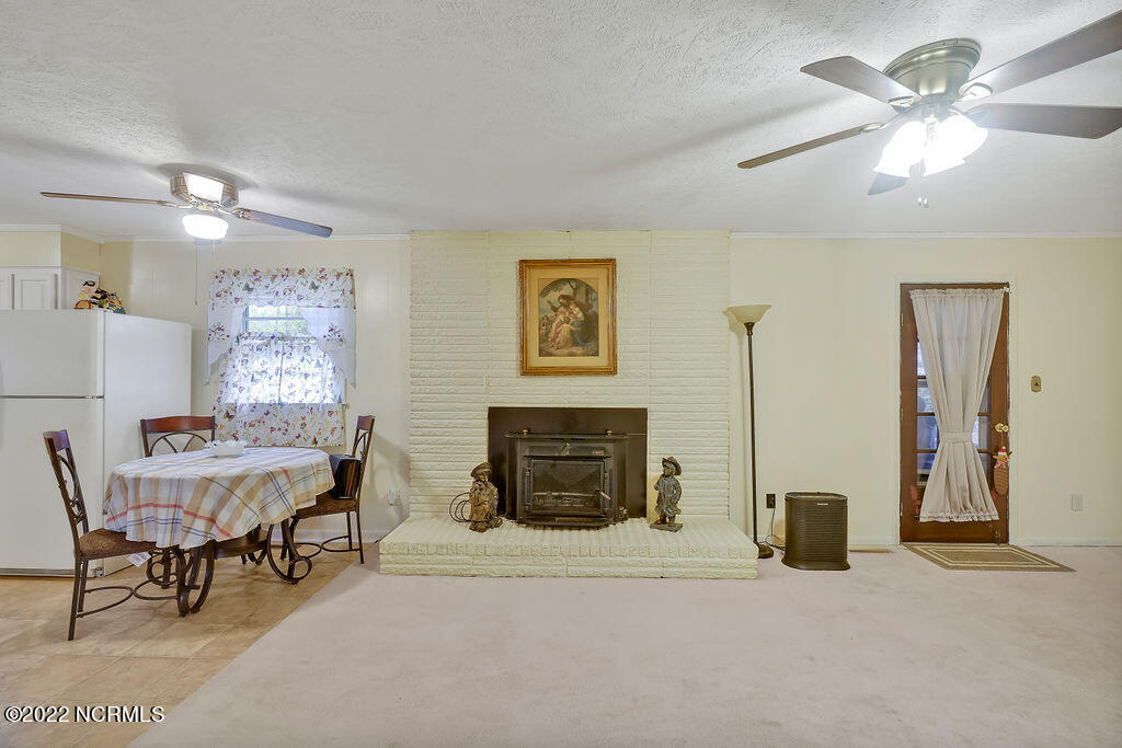 361 Country Club Road Whiteville, NC 28472 - Photo 10 of 33 361CountryClubRoad-08