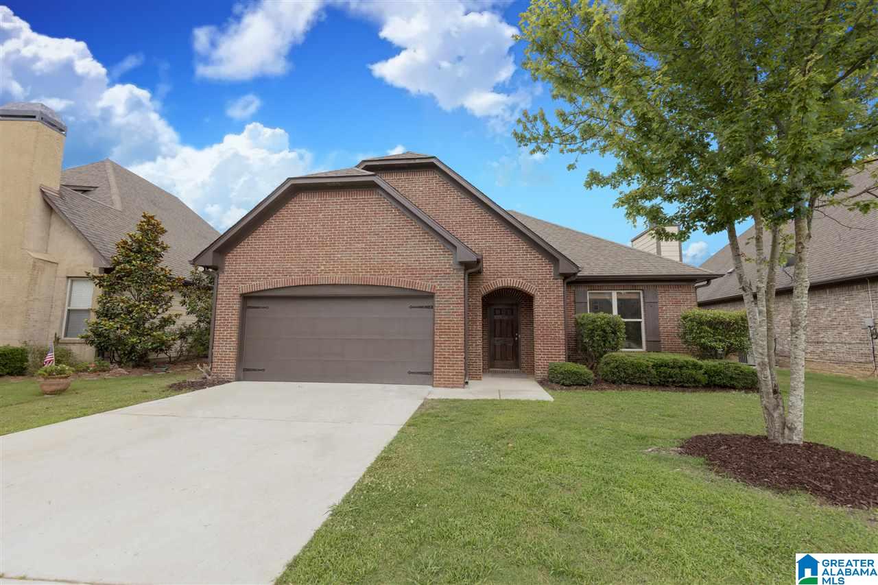 1004 Riviera Drive Calera, AL 35040 - Photo 1 of 38