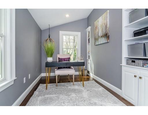 59 Thackeray Road Wellesley, MA 02481 - Photo 5 of 29