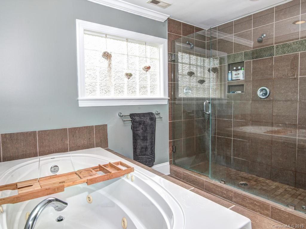 1701 Club Road Charlotte, NC 28205 - Photo 20 of 30 Gallery Image 20