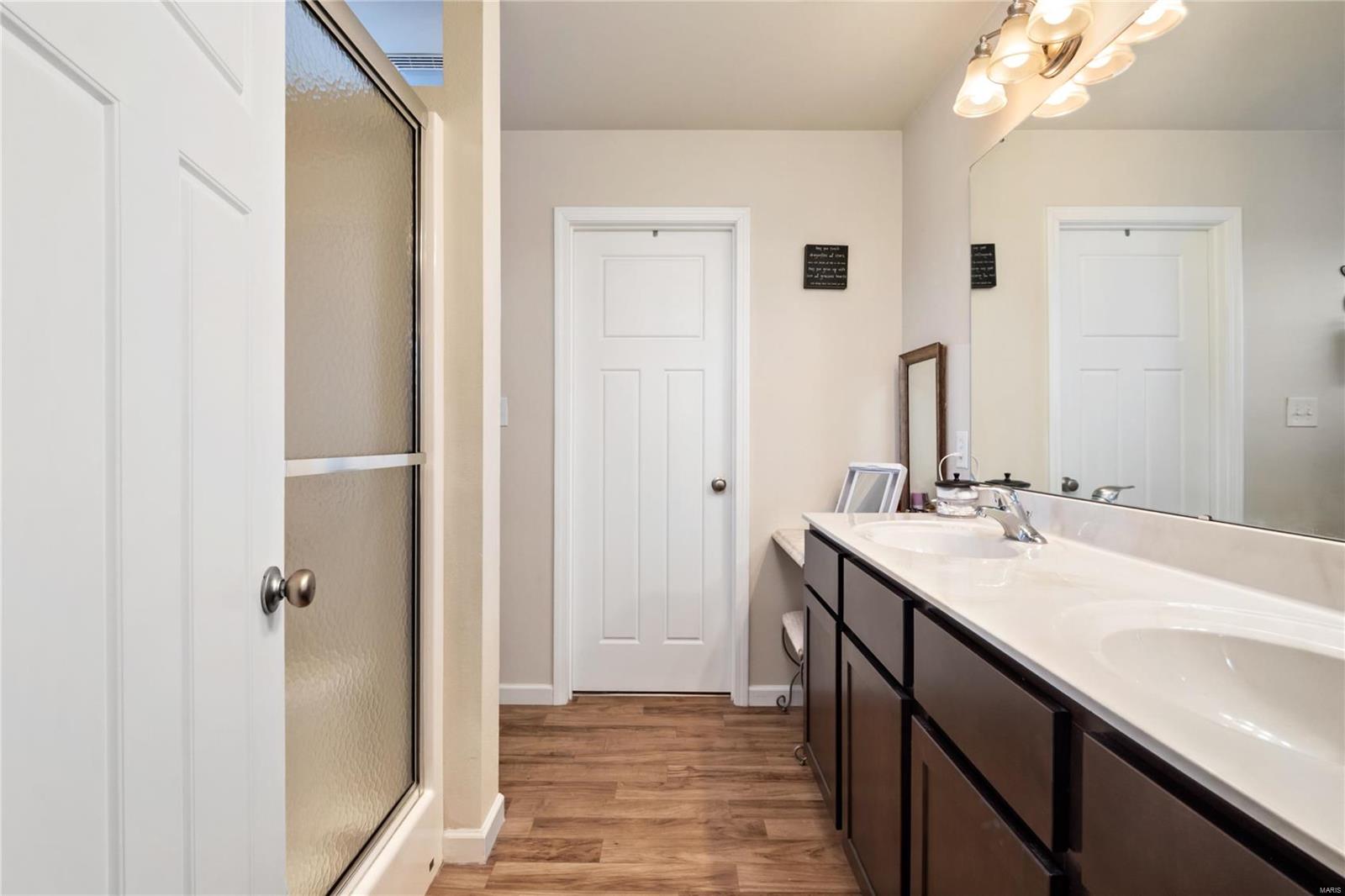 1029 Hawkridge Belleville, IL 62221 - Photo 14 of 24 Gallery Image 14