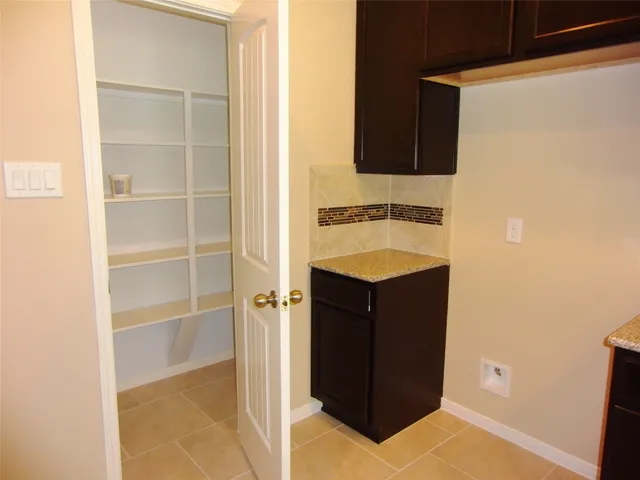 $2,750 | 5507 Claymore Meadow Lane, Spring, TX 77389