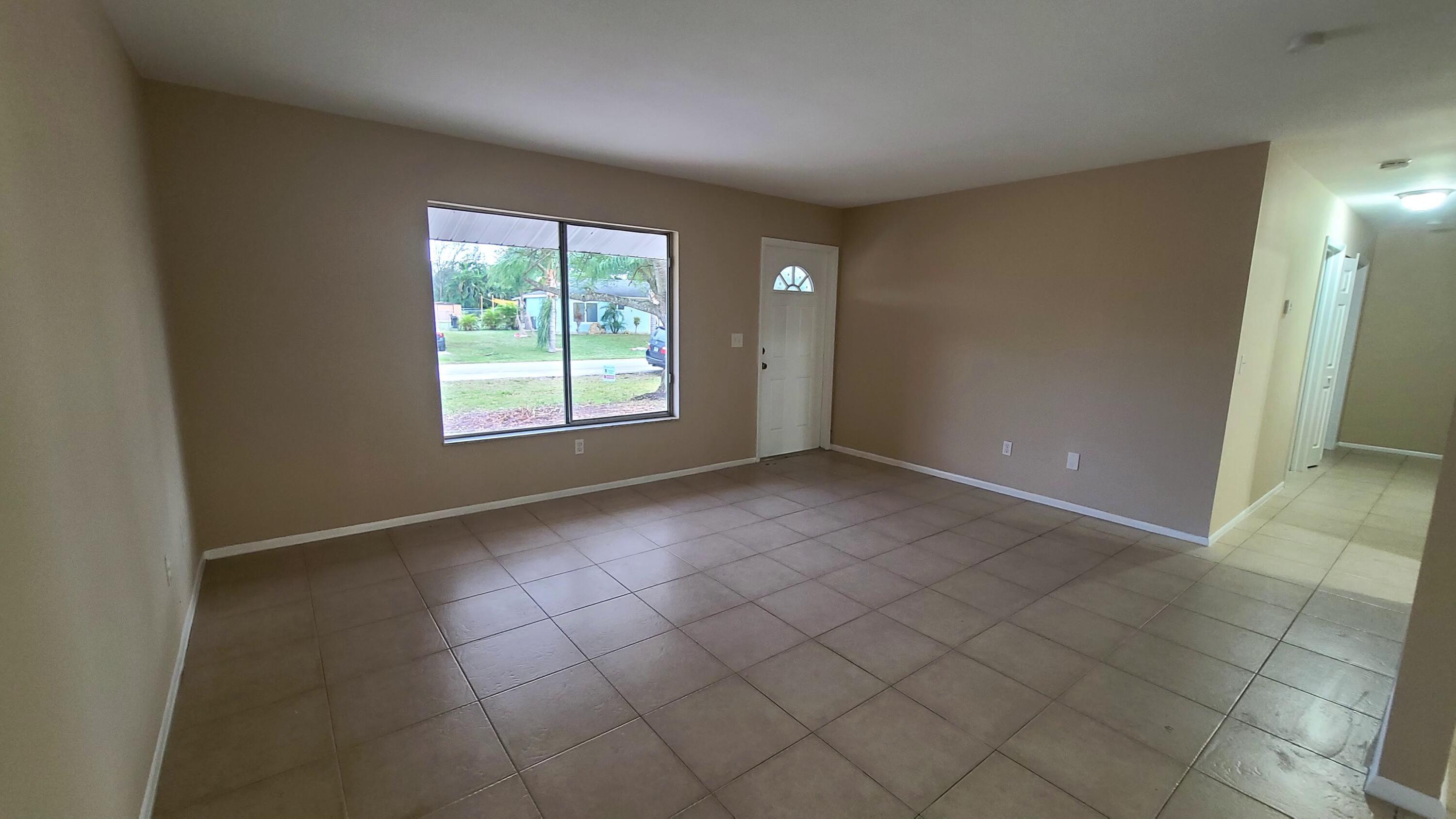 362 Southwest Cherryhill Road Port St. Lucie, FL 34953 - Photo 7 of 20 20240112_165523