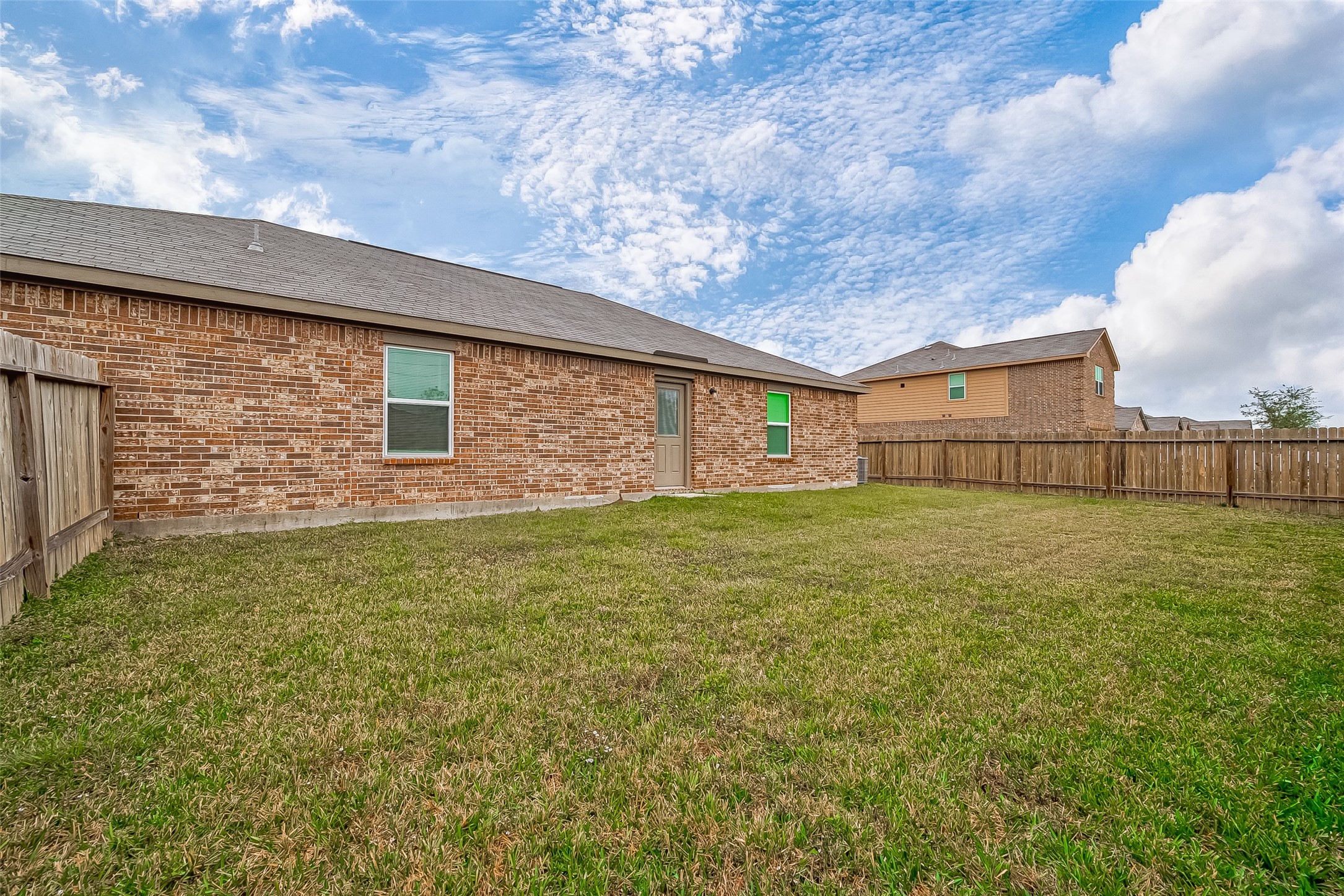 9915 Garnet Grove Drive Rosharon, TX 77583 - Photo 34 of 43