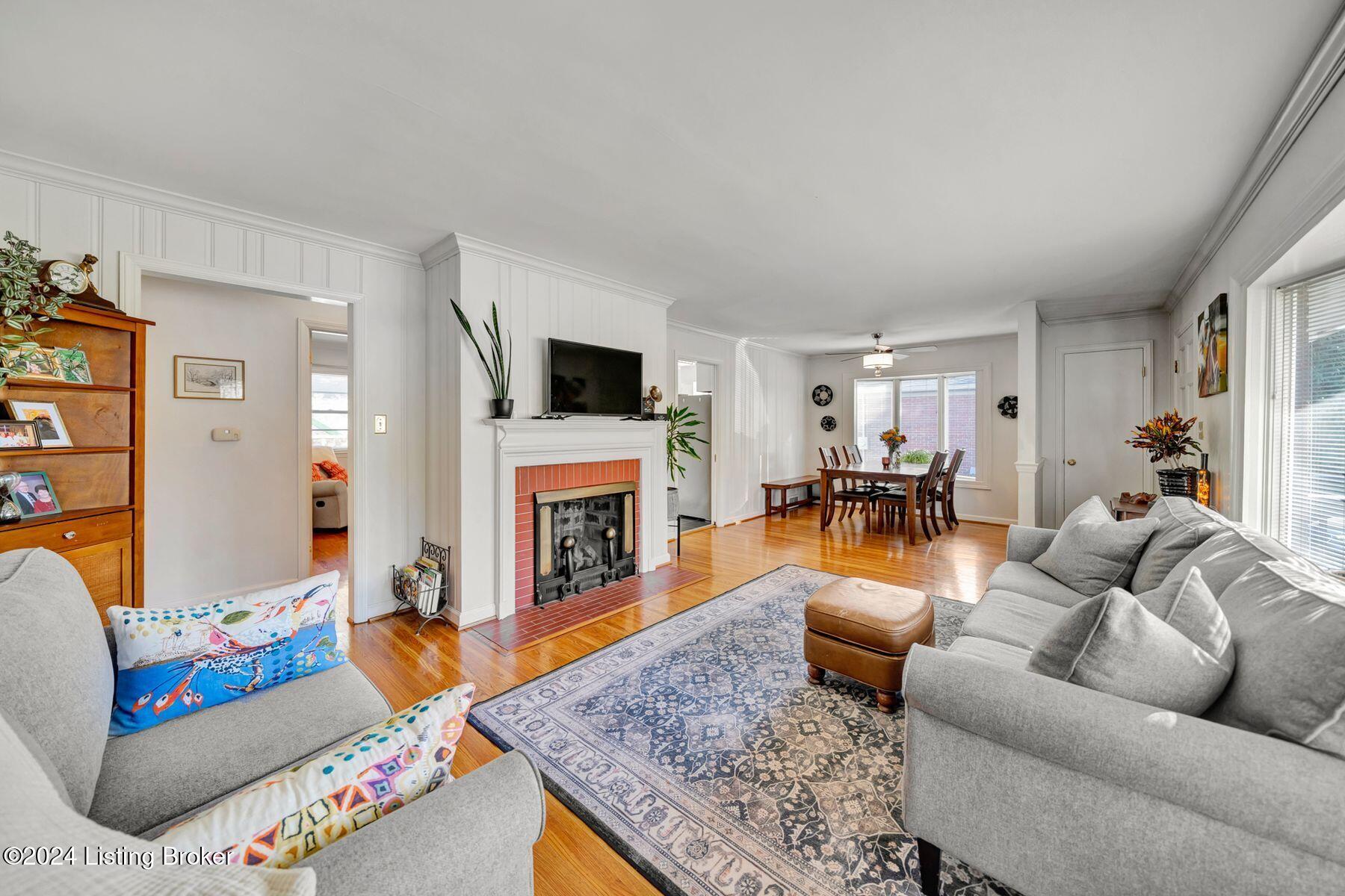 313 Bramton Road Louisville, KY 40207 - Photo 7 of 61 photo_online_006