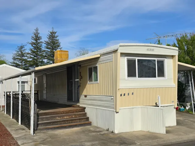 a view of a house with a small space