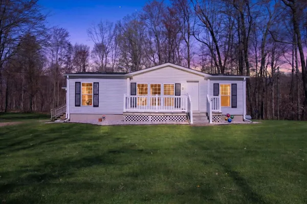$274,043 | 4537 North Caris Road, Edmore, MI 48829