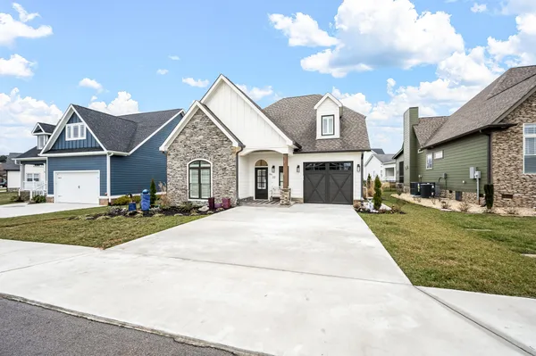 $539,900 | 22 DRIFTWOOD Court, Winchester, TN 37398