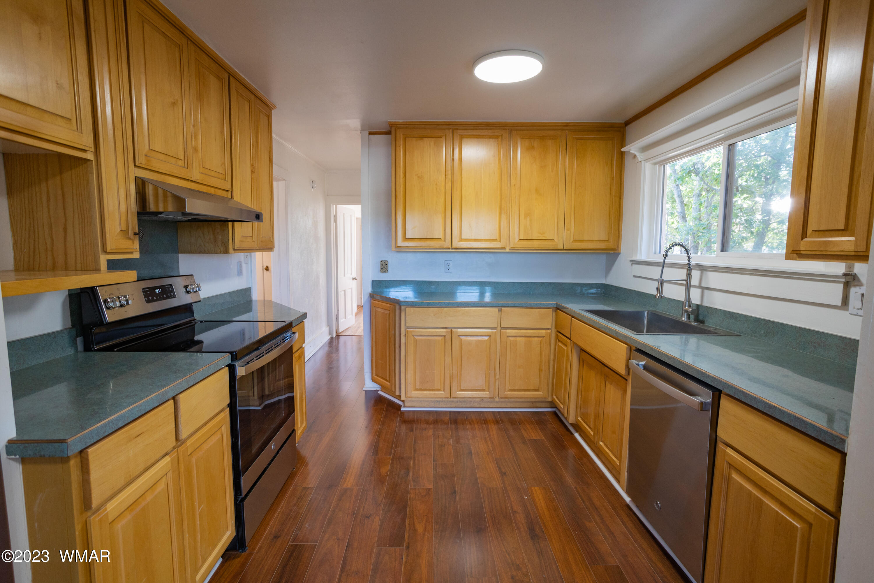 1549 Peterson Road Lakeside, AZ 85929 - Photo 8 of 18 Gallery Image 8