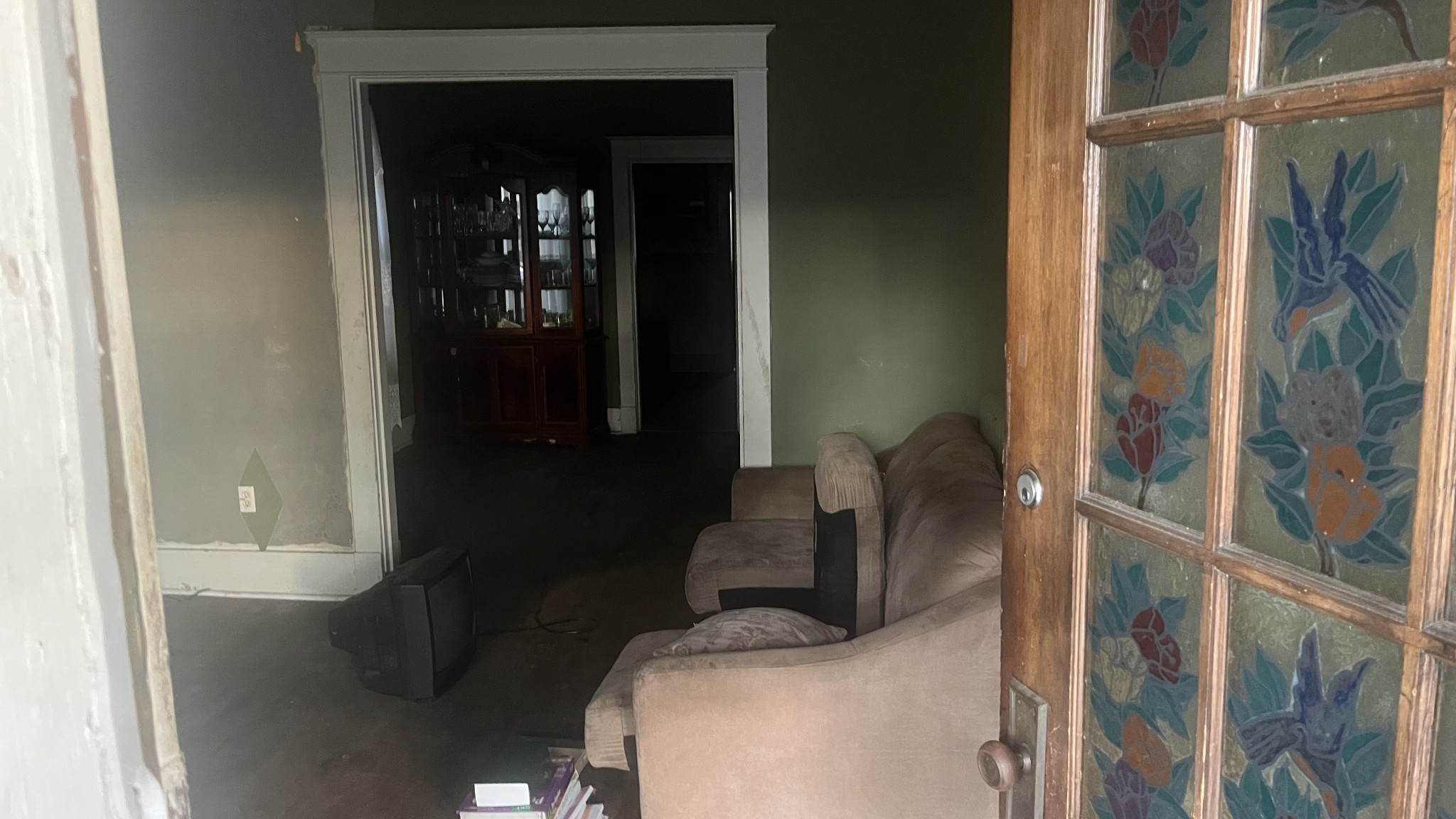 714 Spring Street Memphis, TN 38112 - Photo 7 of 21 a bedroom with a bed and a window