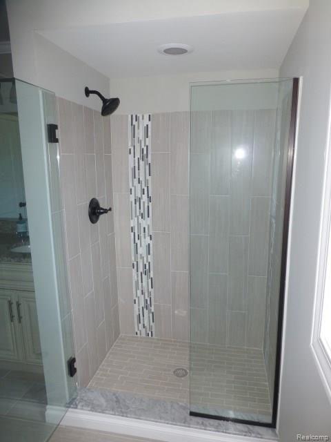 564 Rolling Green Circle Rochester Hills, MI 48309 - Photo 18 of 24