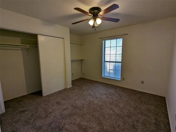 $1,350 | 212 Lanham Court, White Settlement, TX 76108
