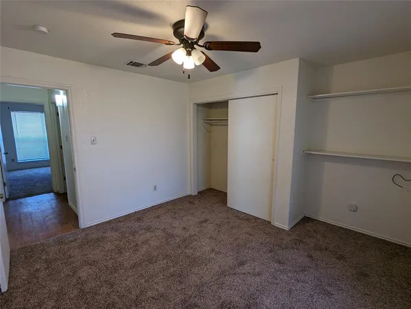 $1,350 | 212 Lanham Court, White Settlement, TX 76108