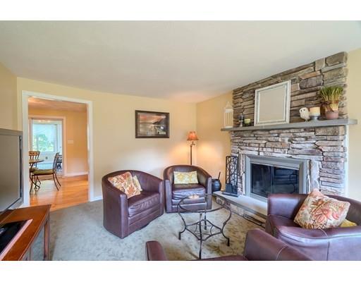 147 Lexington Road Dracut, MA 01826 - Photo 12 of 35 Gallery Image 12