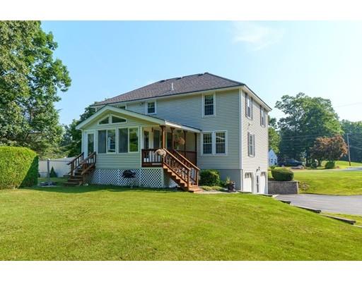 147 Lexington Road Dracut, MA 01826 - Photo 3 of 35 Gallery Image 3
