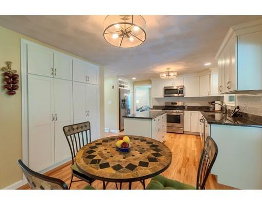 147 Lexington Road Dracut, MA 01826 - Photo 7 of 35 Gallery Image 7