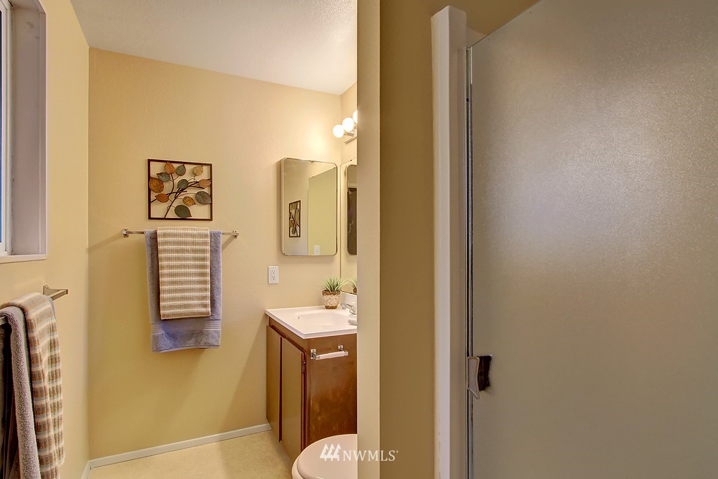 17221 24th Avenue Southeast Bothell, WA 98012 - Photo 9 of 13
