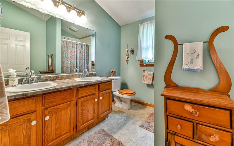 3102 Haberlein Road Gibsonia, PA 15044 - Photo 14 of 25 Gallery Image 14