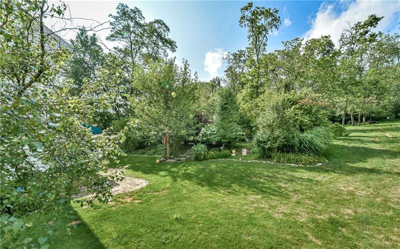 3102 Haberlein Road Gibsonia, PA 15044 - Photo 17 of 25 Gallery Image 17