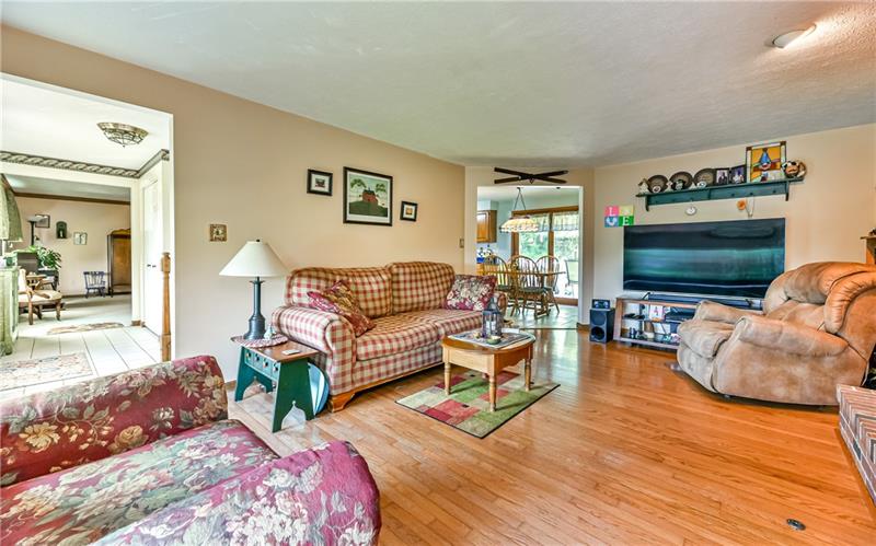 3102 Haberlein Road Gibsonia, PA 15044 - Photo 10 of 25 Gallery Image 10