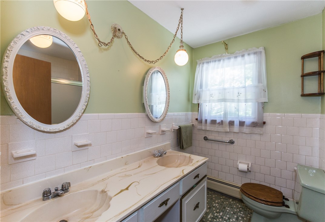58 Jackson Schoolhouse Road Glocester, RI 02814 - Photo 27 of 39 Gallery Image 27