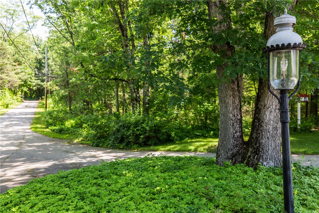 58 Jackson Schoolhouse Road Glocester, RI 02814 - Photo 6 of 39 Gallery Image 6