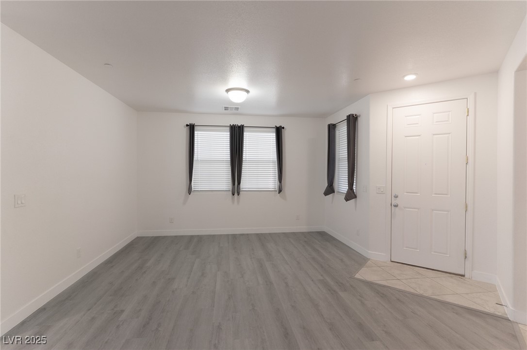 169 Fulgora Street Henderson, NV 89074 - Photo 13 of 37