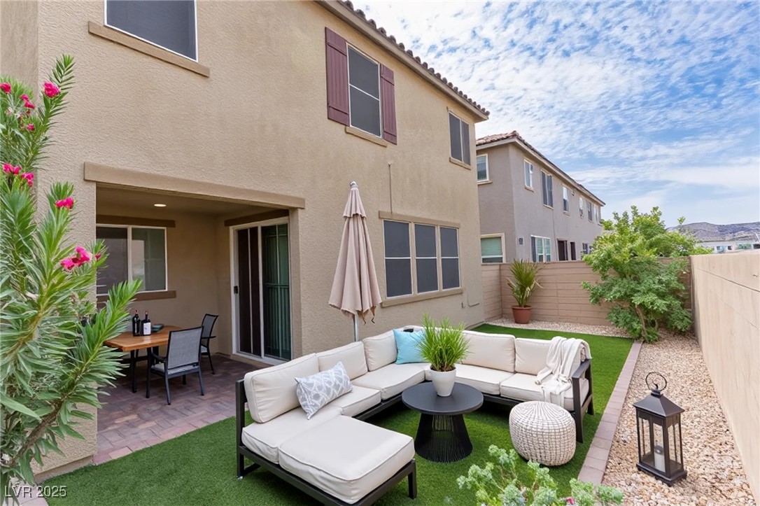 169 Fulgora Street Henderson, NV 89074 - Photo 6 of 37 Virtually staged