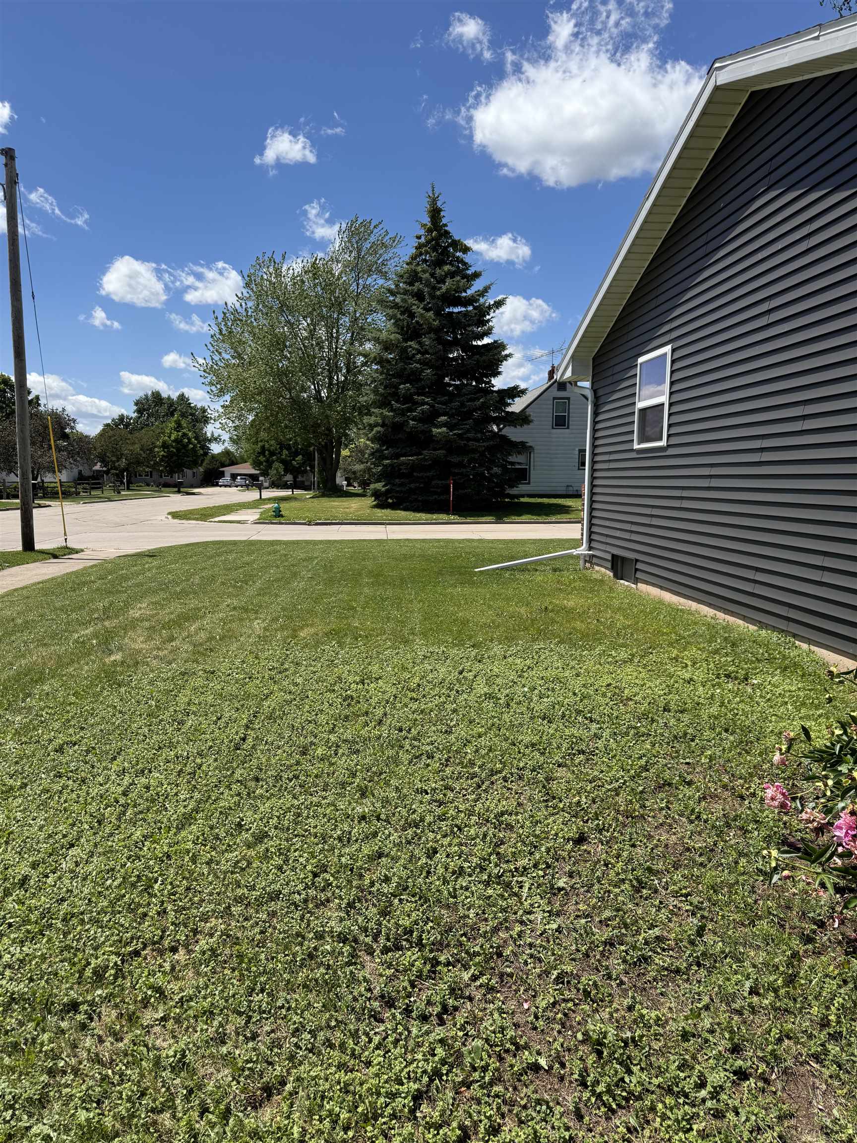 2704 North David Street Appleton, WI 54914 - Photo 5 of 48