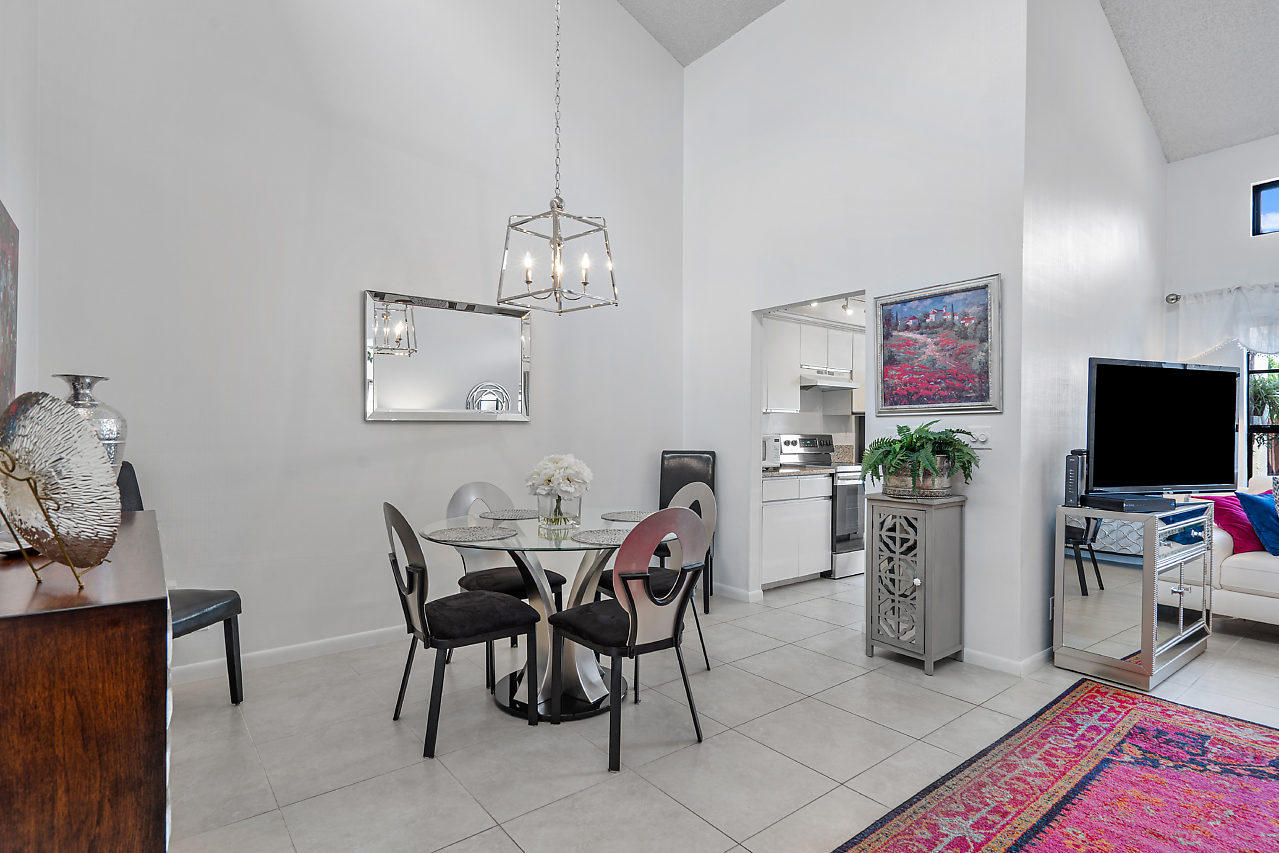 5150 Nesting Way, Unit B Delray Beach, FL 33484 - Photo 8 of 28 Dining Room