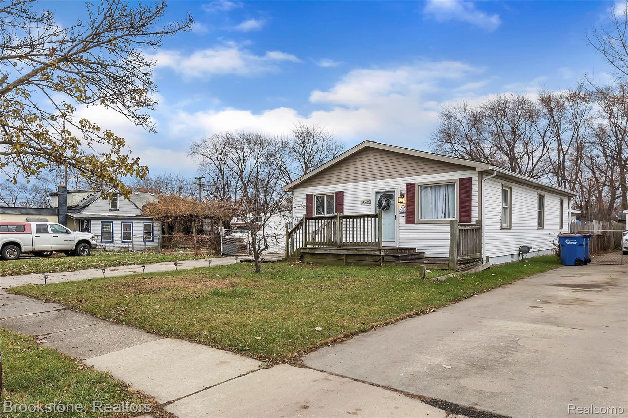 13926 Stephens Road Warren, MI 48089 - Photo 32 of 34 13926-Stephens-Rd-WindowStill-Real-Estate-Photography-32.jpg