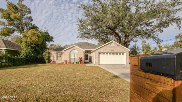 $375,000 | 914 Virginia Avenue, Lynn Haven, FL 32444