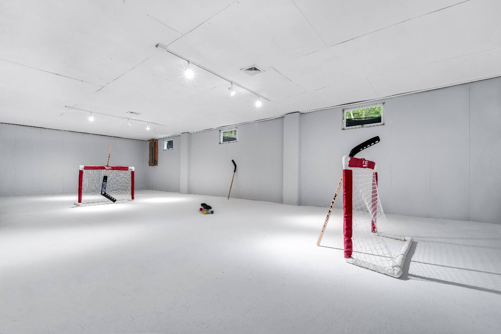 44 Tansey Lane Bridgehampton, NY 11932 - Photo 14 of 15