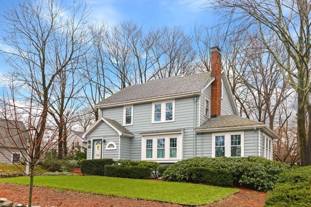 2 Virginia Road Reading, MA 01867 - Photo 3 of 42 Gallery Image 3