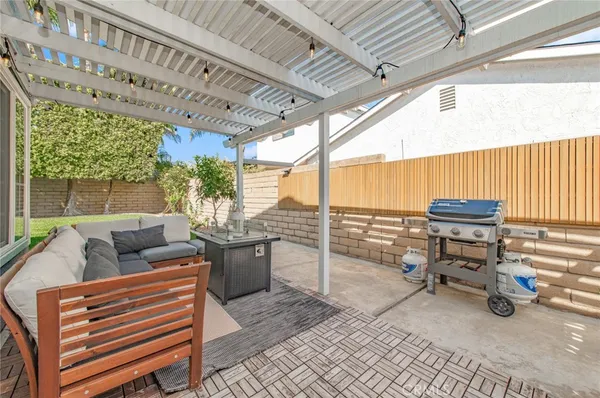 $6,500 | 8921 Burlcrest Drive, Huntington Beach, CA 92646