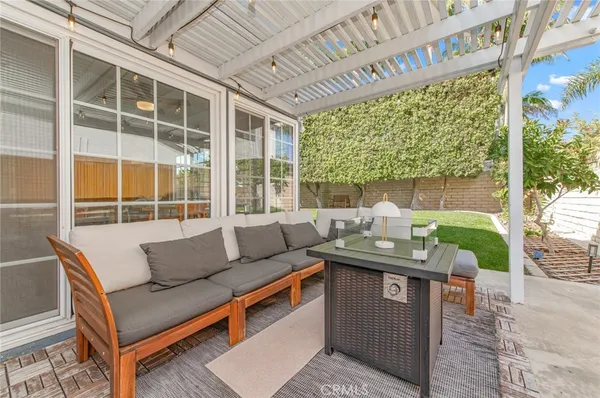 $6,500 | 8921 Burlcrest Drive, Huntington Beach, CA 92646